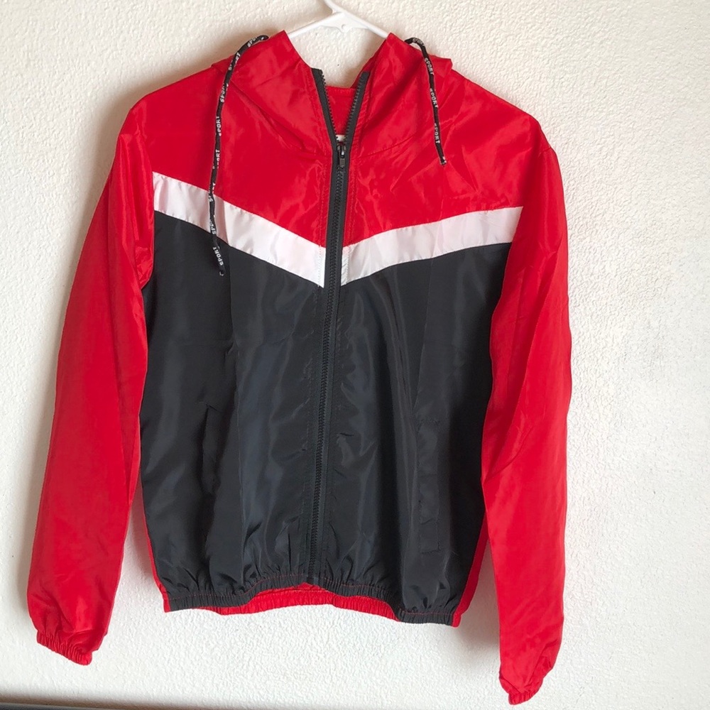 Windbreakers/1 sweater